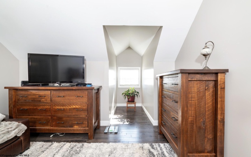 1586 Vannoys Mill Road, Belington, West Virginia 26250, 2 Bedrooms Bedrooms, 5 Rooms Rooms,2 BathroomsBathrooms,Single Family Detached,For Sale,Vannoys Mill,10161537