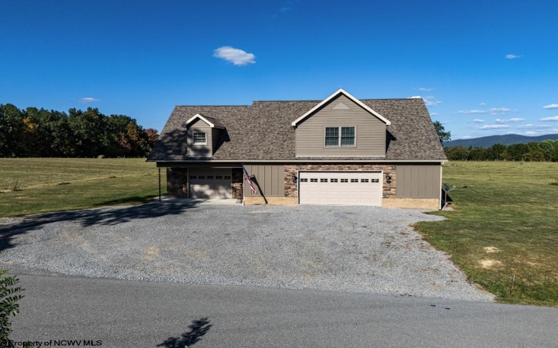 1586 Vannoys Mill Road, Belington, West Virginia 26250, 2 Bedrooms Bedrooms, 5 Rooms Rooms,2 BathroomsBathrooms,Single Family Detached,For Sale,Vannoys Mill,10161537