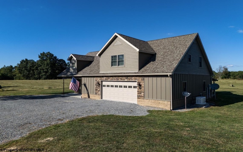 1586 Vannoys Mill Road, Belington, West Virginia 26250, 2 Bedrooms Bedrooms, 5 Rooms Rooms,2 BathroomsBathrooms,Single Family Detached,For Sale,Vannoys Mill,10161537