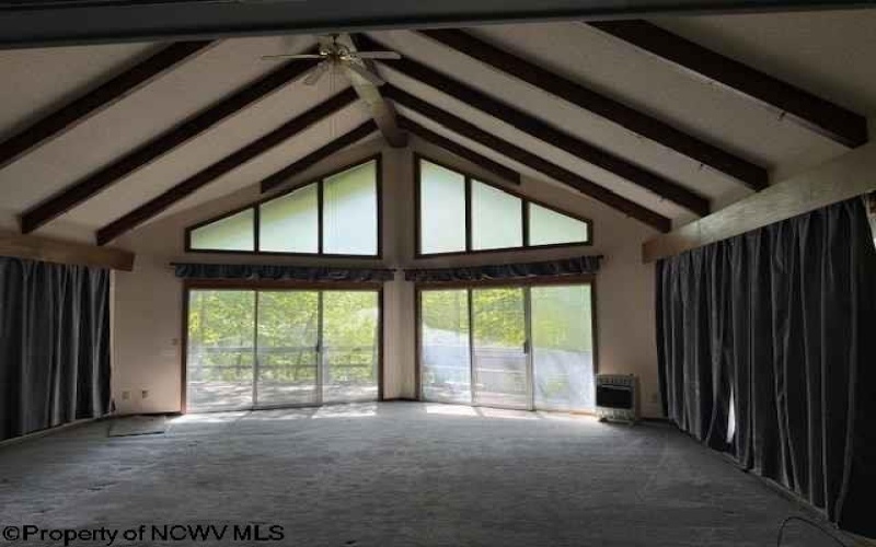 242 Bearhunter Estates, Elkins, West Virginia 26241, 4 Bedrooms Bedrooms, 11 Rooms Rooms,2 BathroomsBathrooms,Single Family Detached,For Sale,Bearhunter,10161557