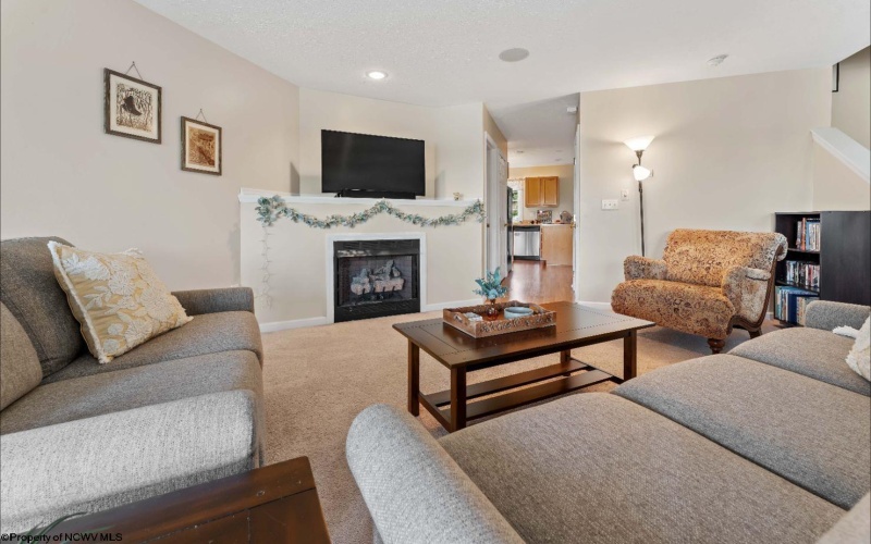 1422 Northwest Drive, Morgantown, West Virginia 26505, 3 Bedrooms Bedrooms, 6 Rooms Rooms,3 BathroomsBathrooms,Single Family Attached,For Sale,Northwest,10161552