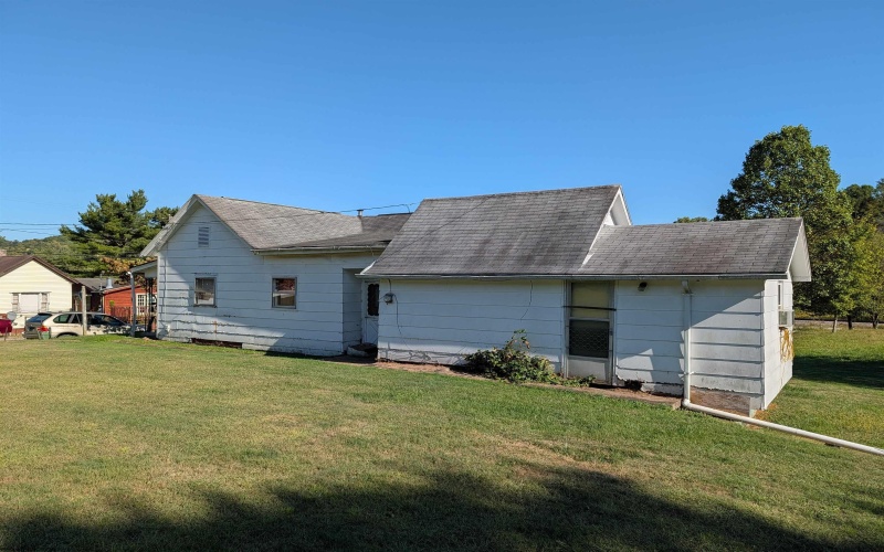51 Kennedy Street, Hepzibah, West Virginia 26404, ,Multi-unit/income,For Sale,Kennedy,10161539