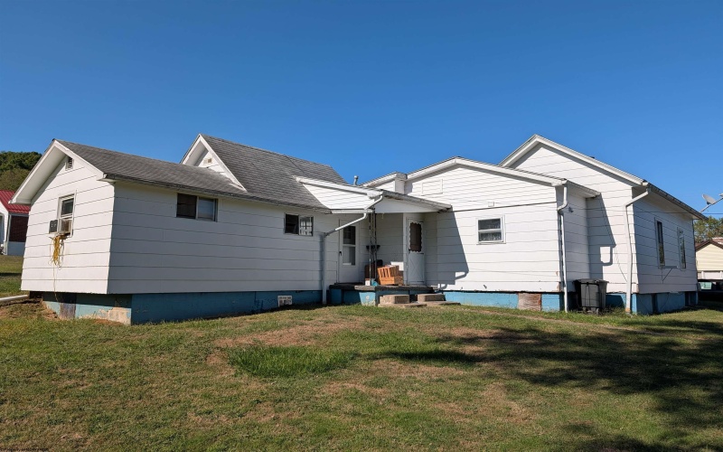 51 Kennedy Street, Hepzibah, West Virginia 26404, ,Multi-unit/income,For Sale,Kennedy,10161539