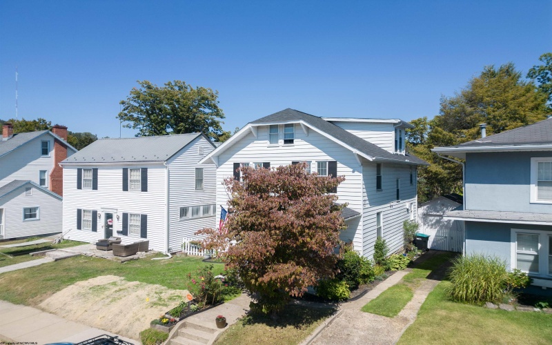 512 Stanley Avenue, Clarksburg, West Virginia 26301, 4 Bedrooms Bedrooms, 7 Rooms Rooms,1 BathroomBathrooms,Single Family Detached,For Sale,Stanley,10161548