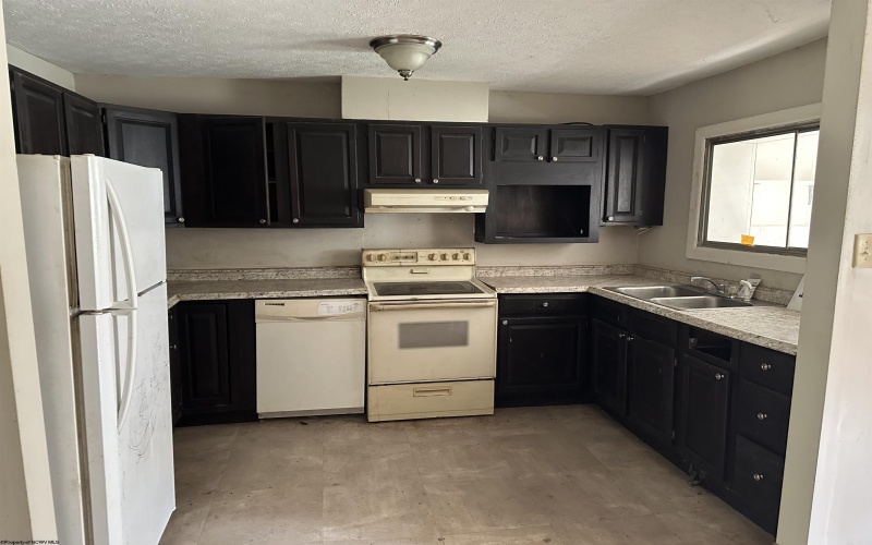 152 Point Pleasant Church Loop Road, Philippi, West Virginia 26416, 3 Bedrooms Bedrooms, 6 Rooms Rooms,1 BathroomBathrooms,Single Family Detached,For Sale,Point Pleasant Church Loop,10161543