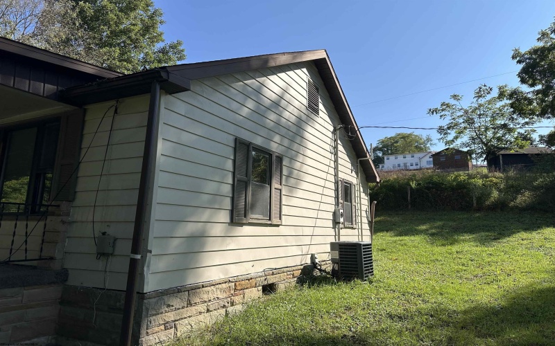 152 Point Pleasant Church Loop Road, Philippi, West Virginia 26416, 3 Bedrooms Bedrooms, 6 Rooms Rooms,1 BathroomBathrooms,Single Family Detached,For Sale,Point Pleasant Church Loop,10161543