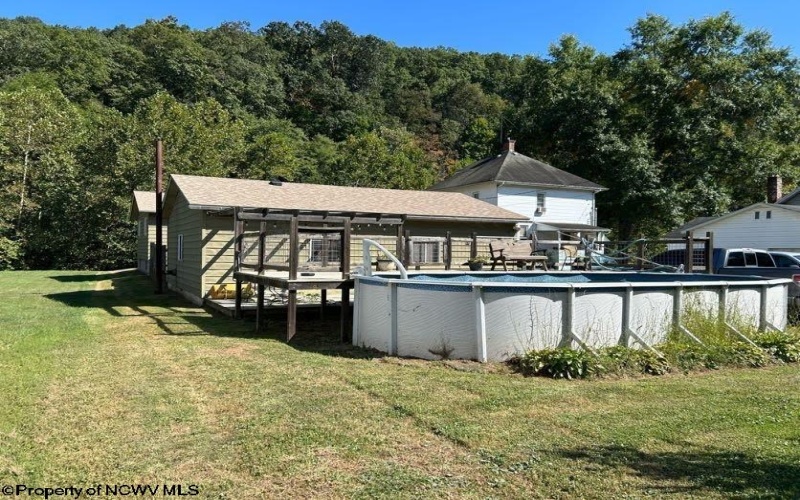 507 Pyles Avenue, Mannington, West Virginia 26582, 3 Bedrooms Bedrooms, 6 Rooms Rooms,1 BathroomBathrooms,Single Family Detached,For Sale,Pyles,10161541