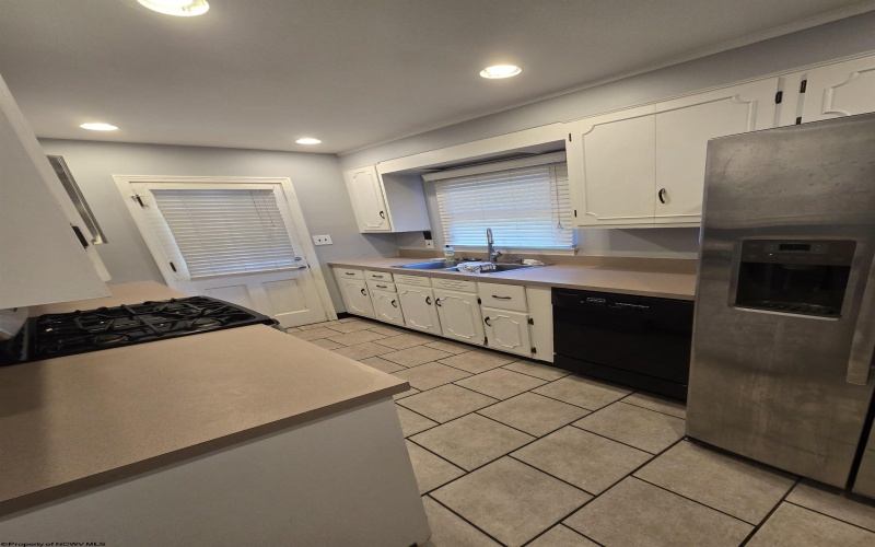 106 Warren Road, Fairmont, West Virginia 26554, 3 Bedrooms Bedrooms, 8 Rooms Rooms,1 BathroomBathrooms,Single Family Detached,For Sale,Warren,10161546
