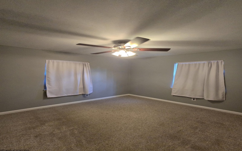 106 Warren Road, Fairmont, West Virginia 26554, 3 Bedrooms Bedrooms, 8 Rooms Rooms,1 BathroomBathrooms,Single Family Detached,For Sale,Warren,10161546