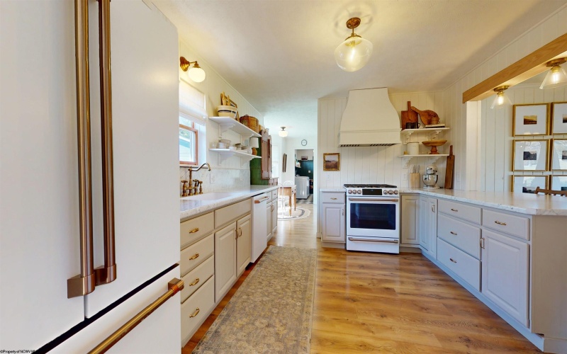 7314 Scottsdale Road, Fairmont, West Virginia 26554, 3 Bedrooms Bedrooms, 11 Rooms Rooms,2 BathroomsBathrooms,Single Family Detached,For Sale,Scottsdale,10161540