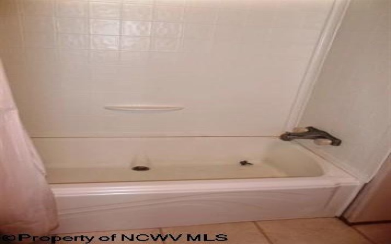 21D SEDGEWICK Street, Buckhannon, West Virginia 26201, 3 Bedrooms Bedrooms, 5 Rooms Rooms,1 BathroomBathrooms,Residential Rentals,For Rent,SEDGEWICK,10161545