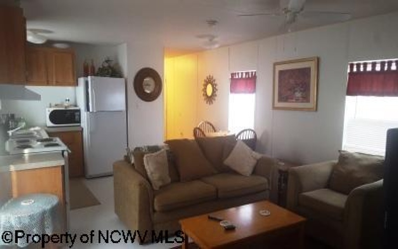 21D SEDGEWICK Street, Buckhannon, West Virginia 26201, 3 Bedrooms Bedrooms, 5 Rooms Rooms,1 BathroomBathrooms,Residential Rentals,For Rent,SEDGEWICK,10161545