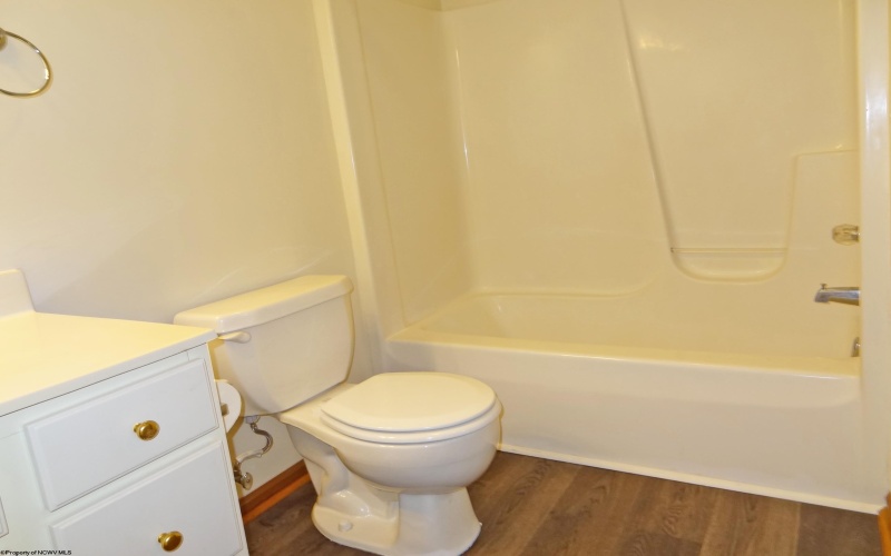 113 Cadet Court, Morgantown, West Virginia 26508, 3 Bedrooms Bedrooms, 9 Rooms Rooms,3 BathroomsBathrooms,Single Family Attached,For Sale,Cadet,10161559