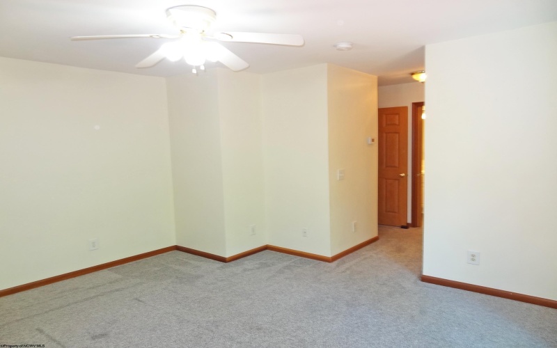 113 Cadet Court, Morgantown, West Virginia 26508, 3 Bedrooms Bedrooms, 9 Rooms Rooms,3 BathroomsBathrooms,Single Family Attached,For Sale,Cadet,10161559