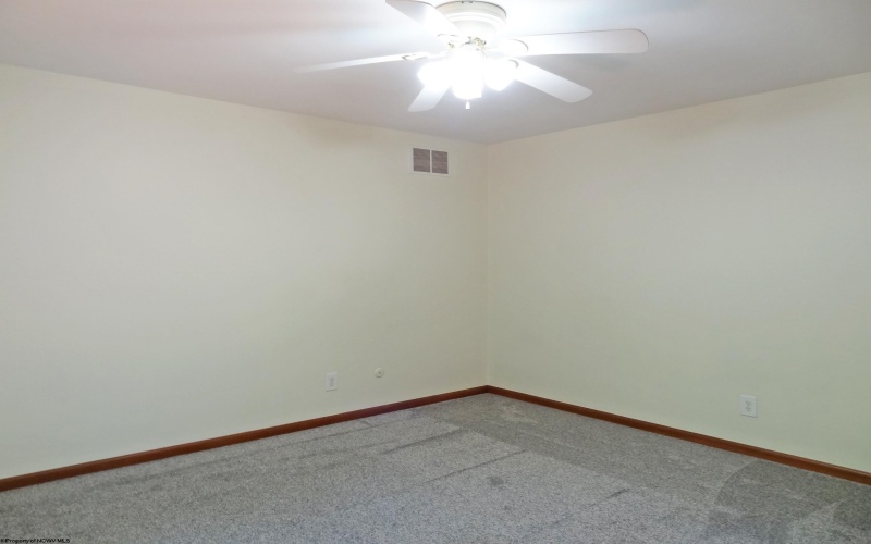 113 Cadet Court, Morgantown, West Virginia 26508, 3 Bedrooms Bedrooms, 9 Rooms Rooms,3 BathroomsBathrooms,Single Family Attached,For Sale,Cadet,10161559