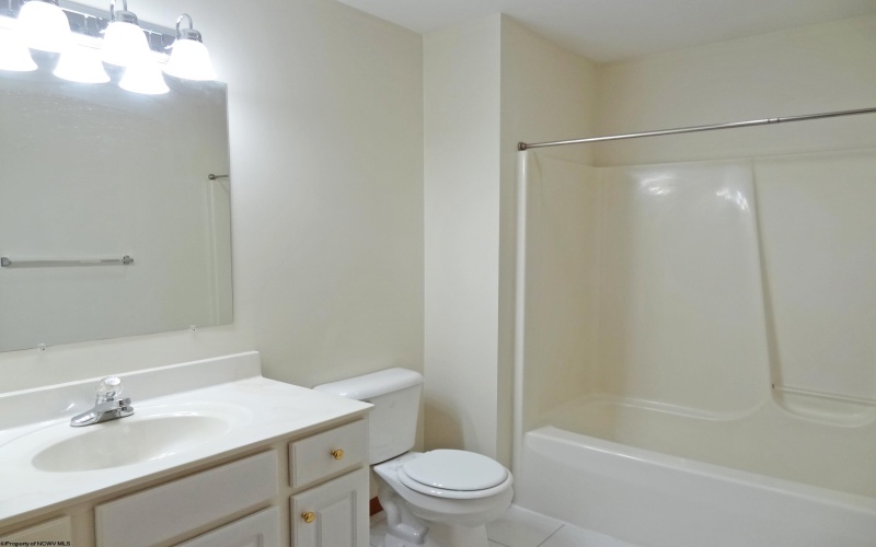 113 Cadet Court, Morgantown, West Virginia 26508, 3 Bedrooms Bedrooms, 9 Rooms Rooms,3 BathroomsBathrooms,Single Family Attached,For Sale,Cadet,10161559