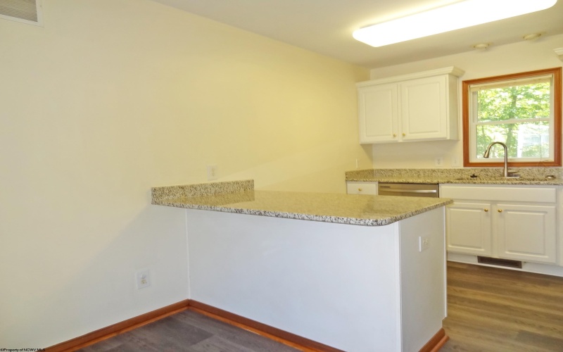 113 Cadet Court, Morgantown, West Virginia 26508, 3 Bedrooms Bedrooms, 9 Rooms Rooms,3 BathroomsBathrooms,Single Family Attached,For Sale,Cadet,10161559