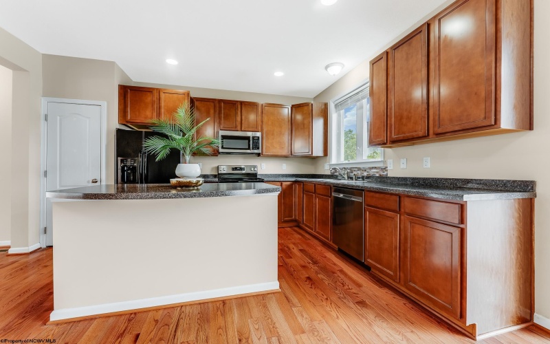 1910 Stone Run Street, Morgantown, West Virginia 26505, 3 Bedrooms Bedrooms, 8 Rooms Rooms,2 BathroomsBathrooms,Single Family Attached,For Sale,Stone Run,10161565