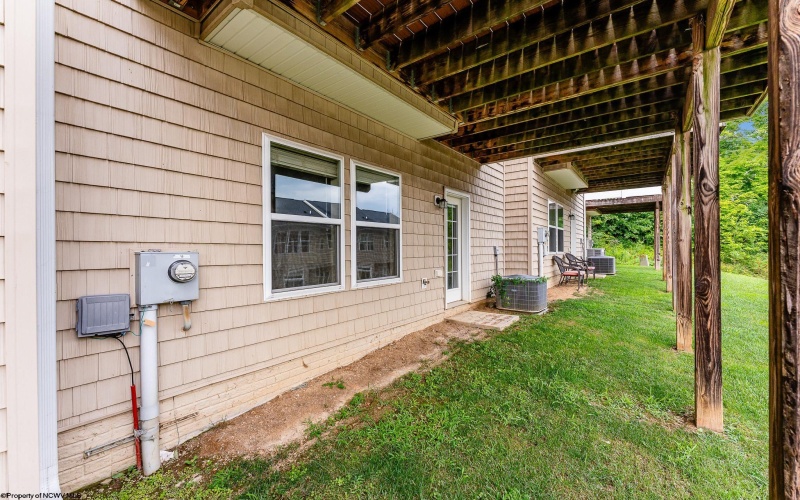 1910 Stone Run Street, Morgantown, West Virginia 26505, 3 Bedrooms Bedrooms, 8 Rooms Rooms,2 BathroomsBathrooms,Single Family Attached,For Sale,Stone Run,10161565