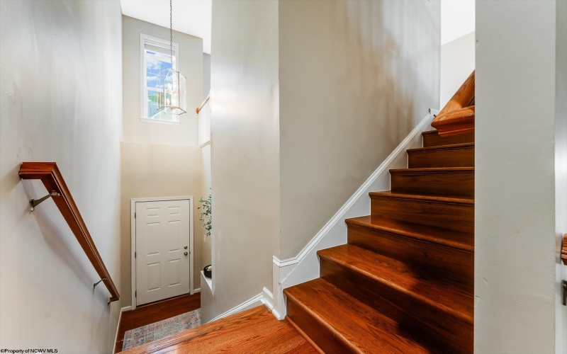 1910 Stone Run Street, Morgantown, West Virginia 26505, 3 Bedrooms Bedrooms, 8 Rooms Rooms,2 BathroomsBathrooms,Single Family Attached,For Sale,Stone Run,10161565
