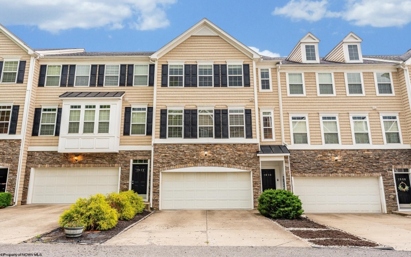 1910 Stone Run Street, Morgantown, West Virginia 26505, 3 Bedrooms Bedrooms, 8 Rooms Rooms,2 BathroomsBathrooms,Single Family Attached,For Sale,Stone Run,10161565