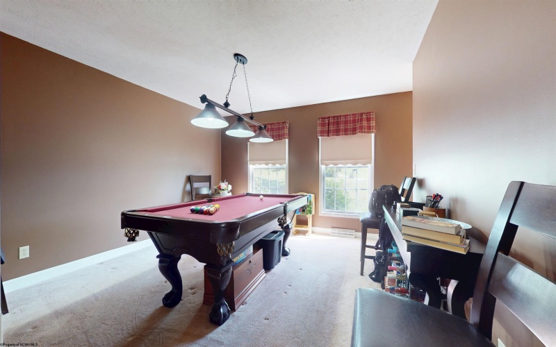 2306 Magnolia Drive, Fairmont, West Virginia 26554, 4 Bedrooms Bedrooms, 9 Rooms Rooms,2 BathroomsBathrooms,Single Family Detached,For Sale,Magnolia,10161563