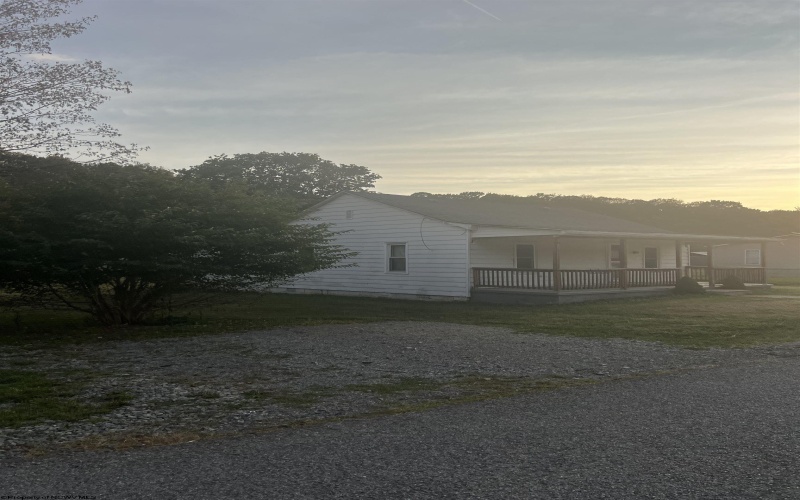 188 Carter Avenue, Philippi, West Virginia 26416, 3 Bedrooms Bedrooms, 8 Rooms Rooms,1 BathroomBathrooms,Single Family Detached,For Sale,Carter,10161562