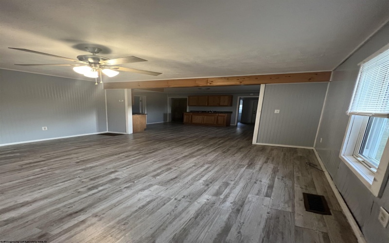 188 Carter Avenue, Philippi, West Virginia 26416, 3 Bedrooms Bedrooms, 8 Rooms Rooms,1 BathroomBathrooms,Single Family Detached,For Sale,Carter,10161562