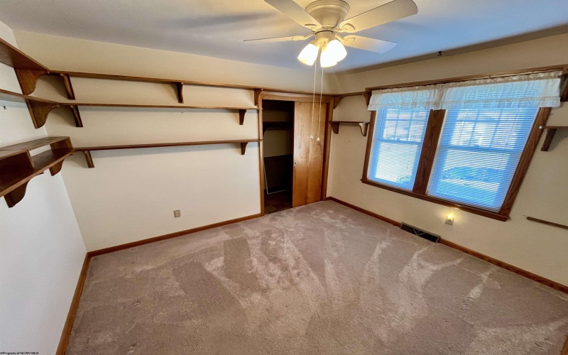 1717 Gould Avenue, Clarksburg, West Virginia 26301, 2 Bedrooms Bedrooms, 4 Rooms Rooms,1 BathroomBathrooms,Single Family Detached,For Sale,Gould,10161568