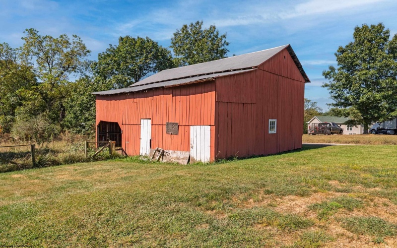 527 Offutt School Road, Augusta, West Virginia 26704, 4 Bedrooms Bedrooms, 6 Rooms Rooms,2 BathroomsBathrooms,Single Family Detached,For Sale,Offutt School,10161570