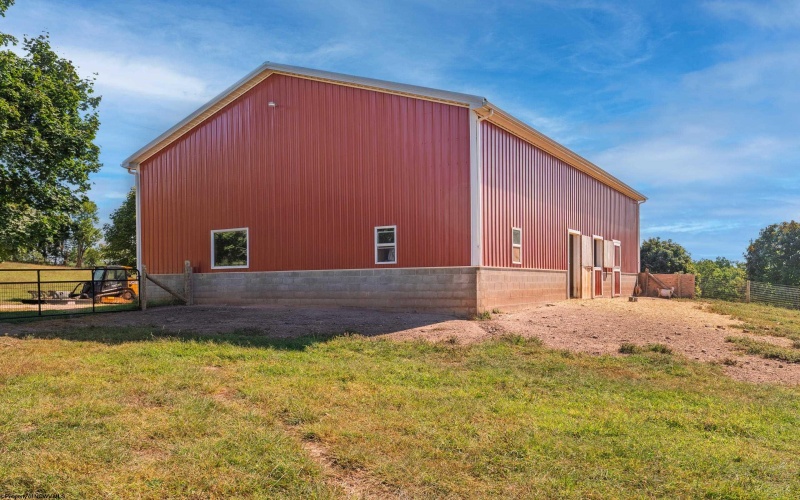 527 Offutt School Road, Augusta, West Virginia 26704, 4 Bedrooms Bedrooms, 6 Rooms Rooms,2 BathroomsBathrooms,Single Family Detached,For Sale,Offutt School,10161570