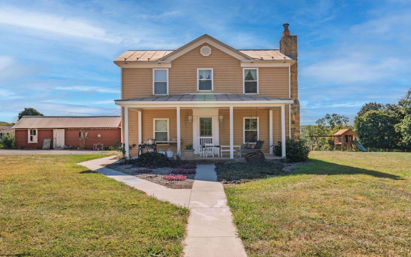527 Offutt School Road, Augusta, West Virginia 26704, 4 Bedrooms Bedrooms, 6 Rooms Rooms,2 BathroomsBathrooms,Single Family Detached,For Sale,Offutt School,10161570