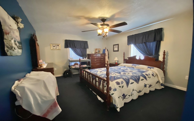 527 Offutt School Road, Augusta, West Virginia 26704, 4 Bedrooms Bedrooms, 6 Rooms Rooms,2 BathroomsBathrooms,Single Family Detached,For Sale,Offutt School,10161570
