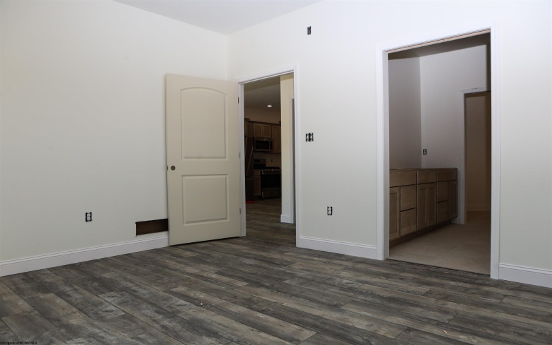 101 Willow Oak Drive, Bridgeport, West Virginia 26330, 3 Bedrooms Bedrooms, 6 Rooms Rooms,3 BathroomsBathrooms,Single Family Attached,For Sale,Willow Oak,10161587