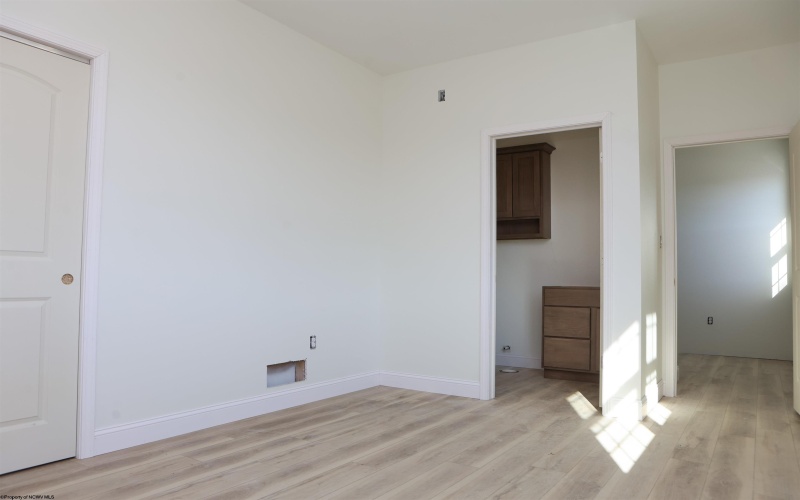 109 Willow Oak Drive, Bridgeport, West Virginia 26330, 2 Bedrooms Bedrooms, 5 Rooms Rooms,2 BathroomsBathrooms,Single Family Attached,For Sale,Willow Oak,10161589