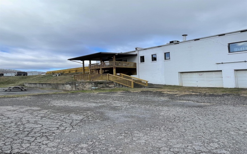 304 Riverview Drive, Sutton, West Virginia 26601, ,Commercial/industrial,For Sale,Riverview,10157513 304 Riverview Drive, Sutton, West Virginia 26601, ,Commercial/industrial,For Sale,Riverview,10157513