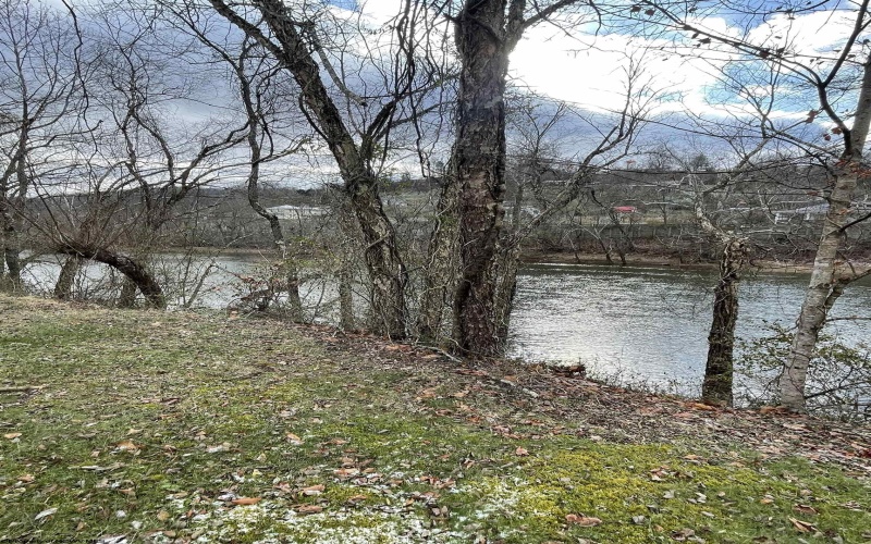 304 Riverview Drive, Sutton, West Virginia 26601, ,Commercial/industrial,For Sale,Riverview,10157513 304 Riverview Drive, Sutton, West Virginia 26601, ,Commercial/industrial,For Sale,Riverview,10157513