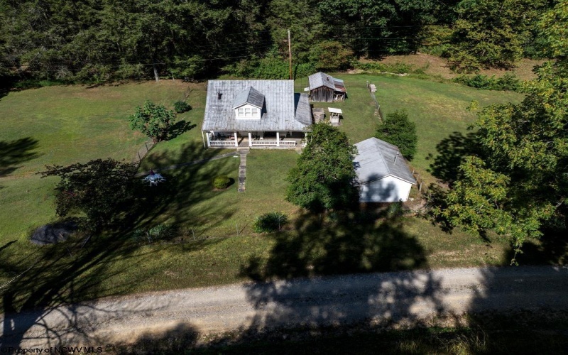 2741 Spread Hollow Road, Ivydale, West Virginia 25043, 3 Bedrooms Bedrooms, 7 Rooms Rooms,2 BathroomsBathrooms,Single Family Detached,For Sale,Spread Hollow,10161581