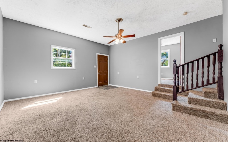104 Mountainview Road, Morgantown, West Virginia 26508, 4 Bedrooms Bedrooms, 8 Rooms Rooms,2 BathroomsBathrooms,Single Family Detached,For Sale,Mountainview,10161582