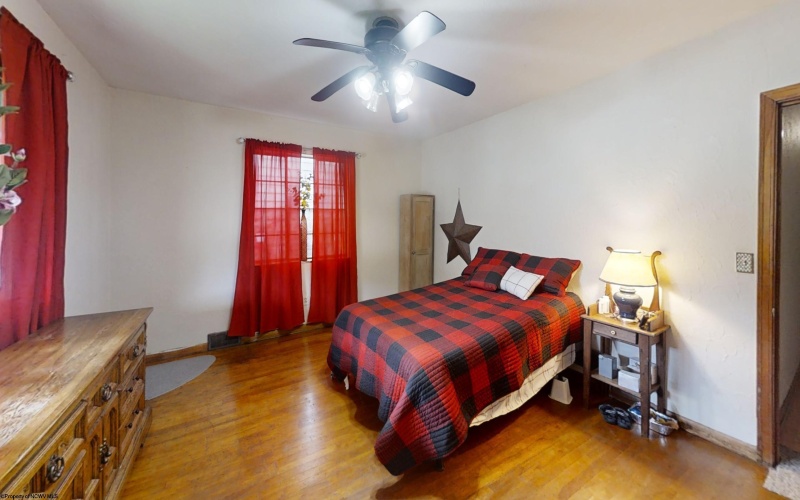 1004 Indiana Avenue, Fairmont, West Virginia 26554, 3 Bedrooms Bedrooms, 6 Rooms Rooms,1 BathroomBathrooms,Single Family Detached,For Sale,Indiana,10161591