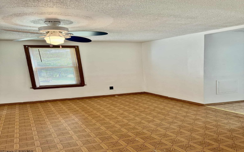 133 Sisler Street, Kingwood, West Virginia 26537, 2 Bedrooms Bedrooms, 4 Rooms Rooms,1 BathroomBathrooms,Single Family Detached,For Sale,Sisler,10161596 133 Sisler Street, Kingwood, West Virginia 26537, 2 Bedrooms Bedrooms, 4 Rooms Rooms,1 BathroomBathrooms,Single Family Detached,For Sale,Sisler,10161596