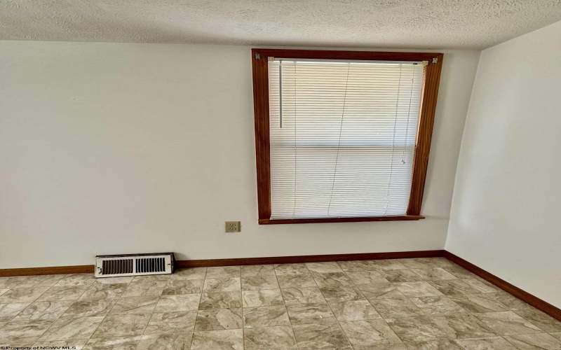 133 Sisler Street, Kingwood, West Virginia 26537, 2 Bedrooms Bedrooms, 4 Rooms Rooms,1 BathroomBathrooms,Single Family Detached,For Sale,Sisler,10161596 133 Sisler Street, Kingwood, West Virginia 26537, 2 Bedrooms Bedrooms, 4 Rooms Rooms,1 BathroomBathrooms,Single Family Detached,For Sale,Sisler,10161596