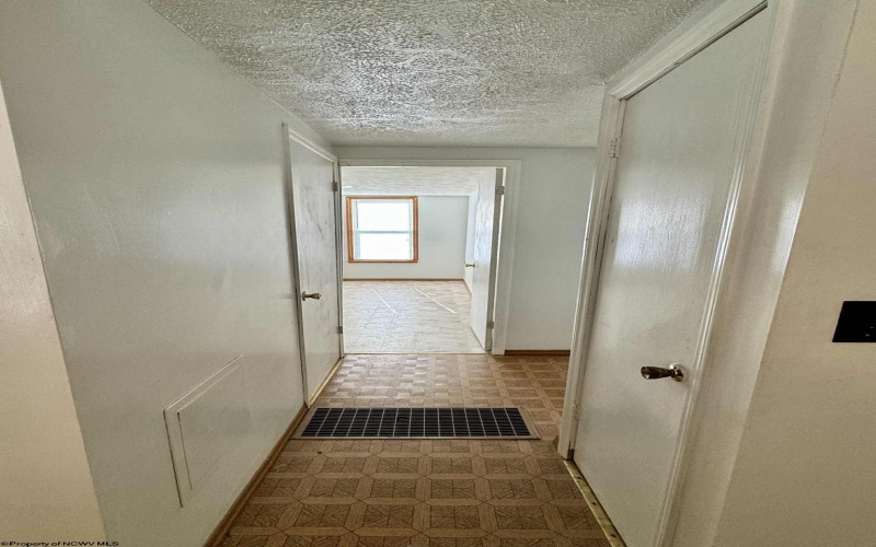 133 Sisler Street, Kingwood, West Virginia 26537, 2 Bedrooms Bedrooms, 4 Rooms Rooms,1 BathroomBathrooms,Single Family Detached,For Sale,Sisler,10161596 133 Sisler Street, Kingwood, West Virginia 26537, 2 Bedrooms Bedrooms, 4 Rooms Rooms,1 BathroomBathrooms,Single Family Detached,For Sale,Sisler,10161596