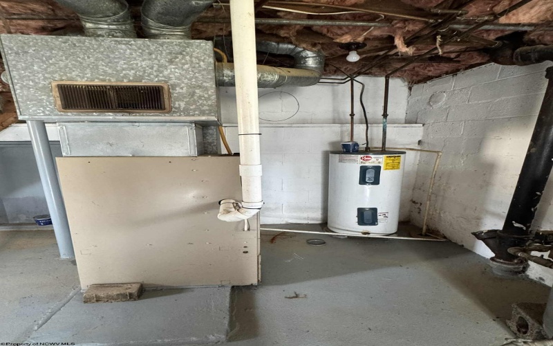 133 Sisler Street, Kingwood, West Virginia 26537, 2 Bedrooms Bedrooms, 4 Rooms Rooms,1 BathroomBathrooms,Single Family Detached,For Sale,Sisler,10161596 133 Sisler Street, Kingwood, West Virginia 26537, 2 Bedrooms Bedrooms, 4 Rooms Rooms,1 BathroomBathrooms,Single Family Detached,For Sale,Sisler,10161596