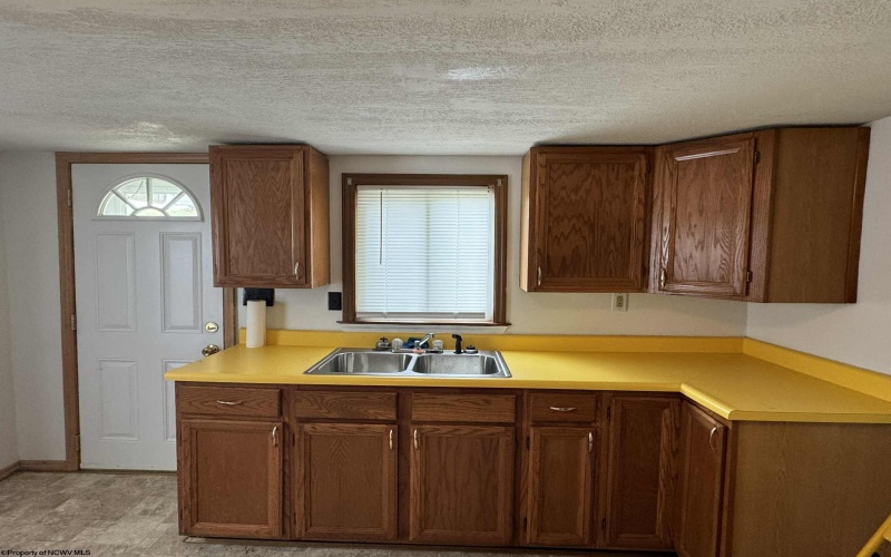 133 Sisler Street, Kingwood, West Virginia 26537, 2 Bedrooms Bedrooms, 4 Rooms Rooms,1 BathroomBathrooms,Single Family Detached,For Sale,Sisler,10161596 133 Sisler Street, Kingwood, West Virginia 26537, 2 Bedrooms Bedrooms, 4 Rooms Rooms,1 BathroomBathrooms,Single Family Detached,For Sale,Sisler,10161596