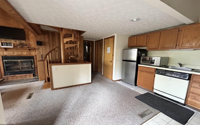 117 Hibernation Way, Davis, West Virginia 26260, 2 Bedrooms Bedrooms, 5 Rooms Rooms,1 BathroomBathrooms,Single Family Detached,For Sale,Hibernation,10161593