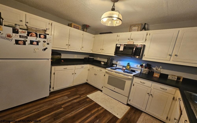 307 Dunham Cut Road, Belington, West Virginia 26250, 3 Bedrooms Bedrooms, 6 Rooms Rooms,2 BathroomsBathrooms,Single Family Detached,For Sale,Dunham Cut,10161617