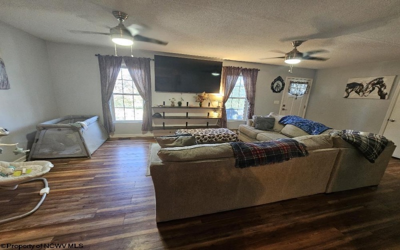 307 Dunham Cut Road, Belington, West Virginia 26250, 3 Bedrooms Bedrooms, 6 Rooms Rooms,2 BathroomsBathrooms,Single Family Detached,For Sale,Dunham Cut,10161617