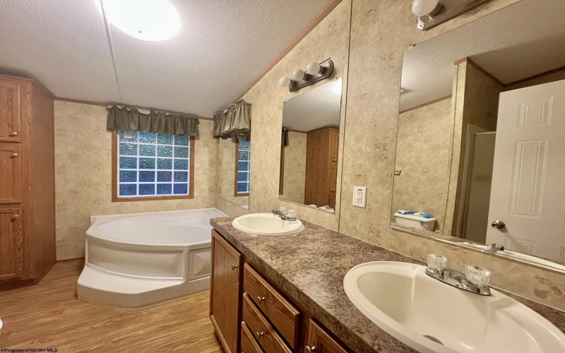 80 Powell Road, Fairmont, West Virginia 26554, 3 Bedrooms Bedrooms, 5 Rooms Rooms,2 BathroomsBathrooms,Single Family Detached,For Sale,Powell,10161616