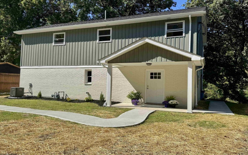 1298 Rivershore Drive, Fairmont, West Virginia 26554, 3 Bedrooms Bedrooms, 6 Rooms Rooms,2 BathroomsBathrooms,Single Family Detached,For Sale,Rivershore,10161599